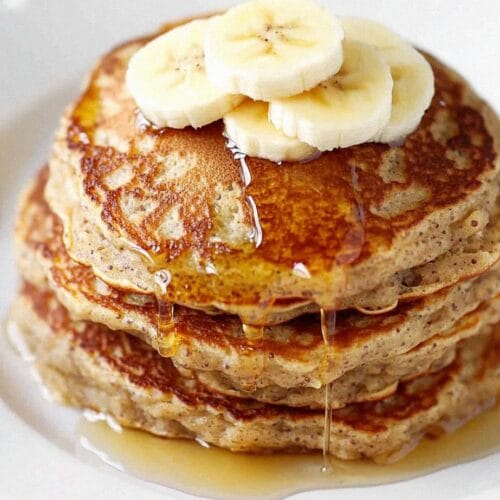 3 Ingredient Banana Oatmeal Pancakes